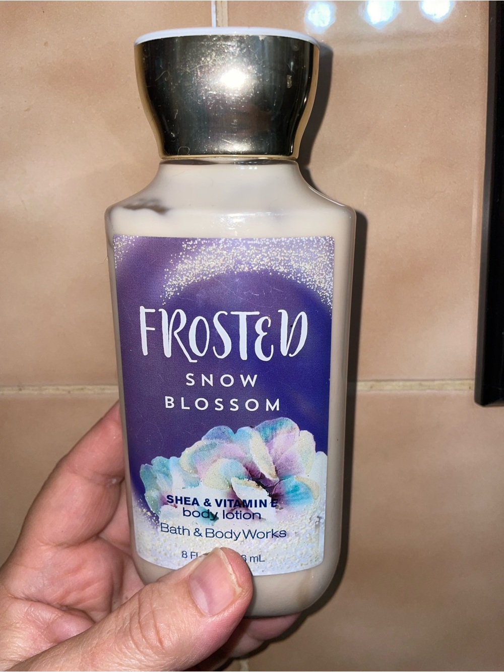Bath & Body Works Frosted Snow Blossom Shea & Vitamin E Body Lotion -rare/retire
